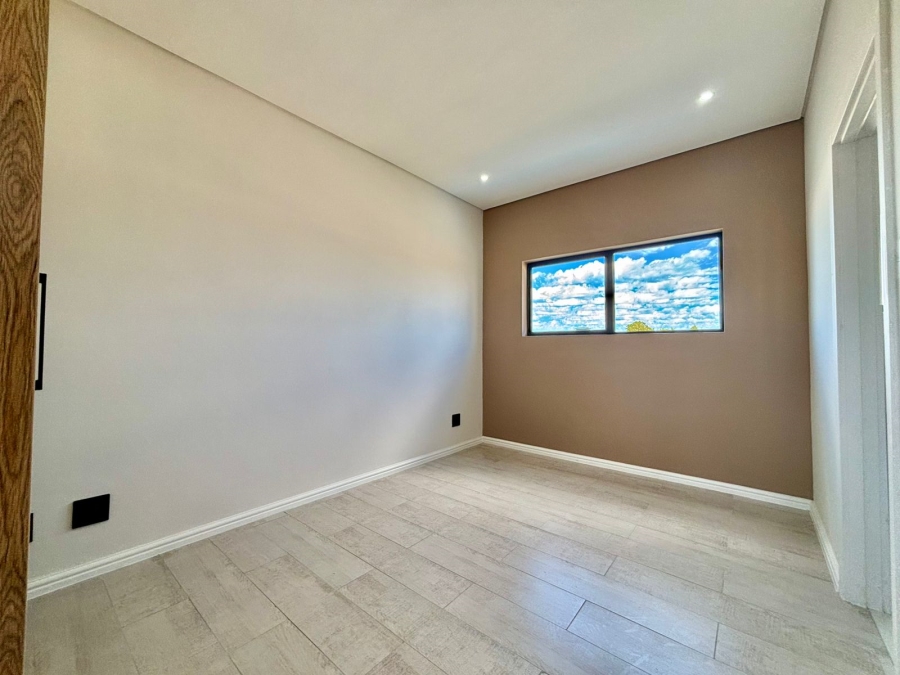 4 Bedroom Property for Sale in Sandown Western Cape